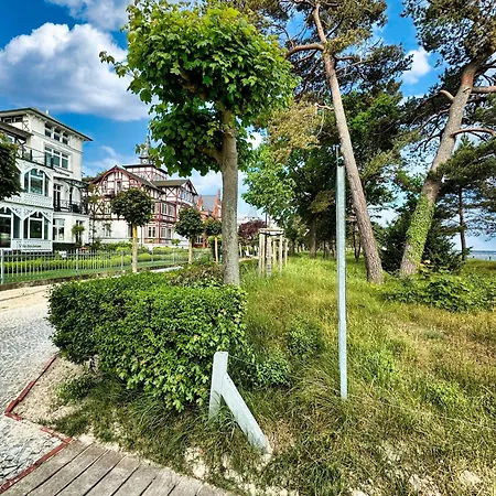 Strandjuwel In Der Haiderose *